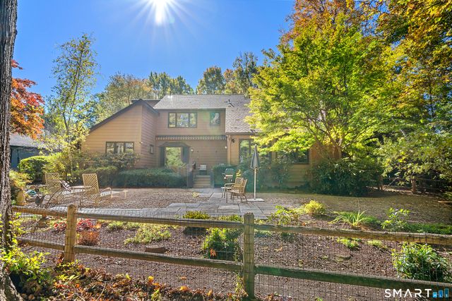 50 Ironwood Road 50, West Hartford, CT 06117