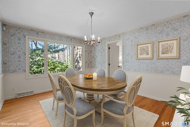 50 Ironwood Road 50, West Hartford, CT 06117