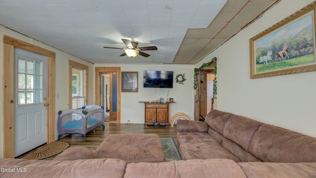 5832 State Highway 29, Ephratah, NY 13452