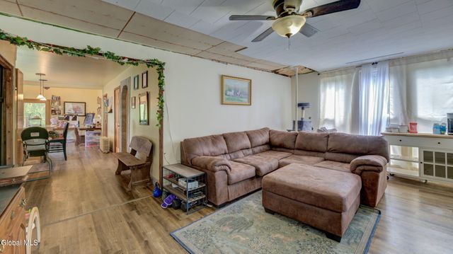 5832 State Highway 29, Ephratah, NY 13452