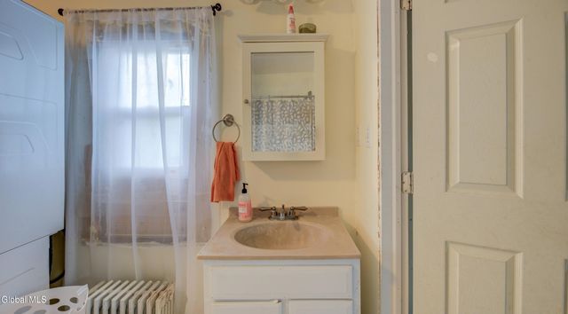 5832 State Highway 29, Ephratah, NY 13452