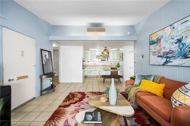 1502 Golden Rain Road 46J, Seal Beach, CA 90740
