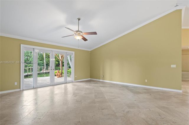 27800 SW 182nd Avenue, Homestead, FL 33031