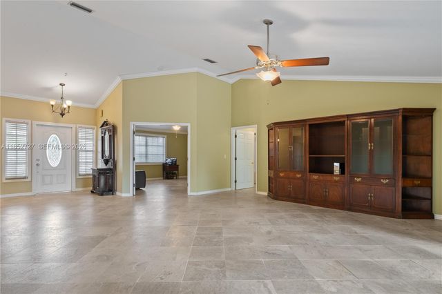 27800 SW 182nd Avenue, Homestead, FL 33031