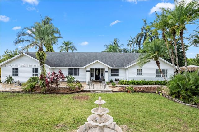 27800 SW 182nd Avenue, Homestead, FL 33031