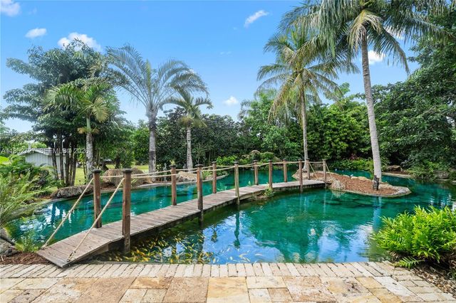 27800 SW 182nd Avenue, Homestead, FL 33031