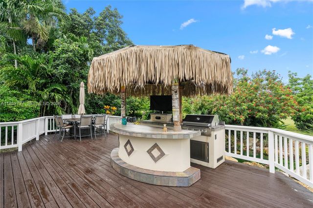 27800 SW 182nd Avenue, Homestead, FL 33031