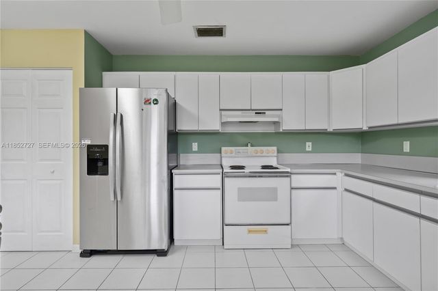 27800 SW 182nd Avenue, Homestead, FL 33031