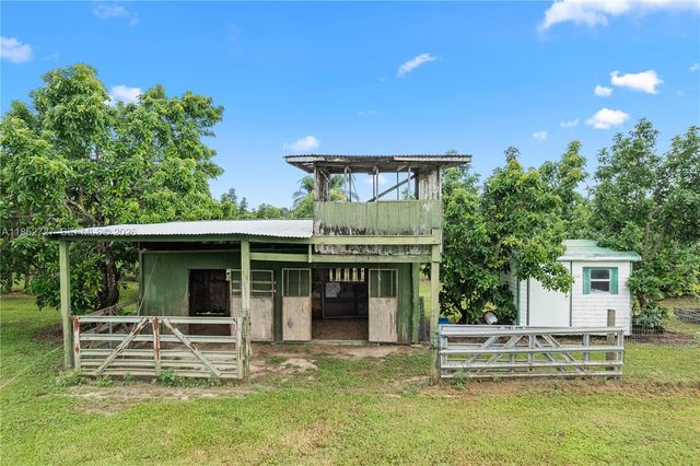 27800 SW 182nd Avenue, Homestead, FL 33031