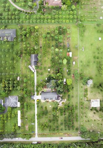 27800 SW 182nd Avenue, Homestead, FL 33031