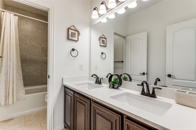 1708 Benny Lane, Little Elm, TX 75068