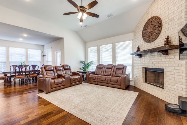 1708 Benny Lane, Little Elm, TX 75068