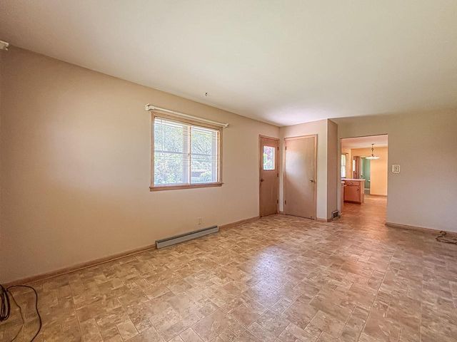 3150 S Ventura DRIVE, New Berlin, WI 53151