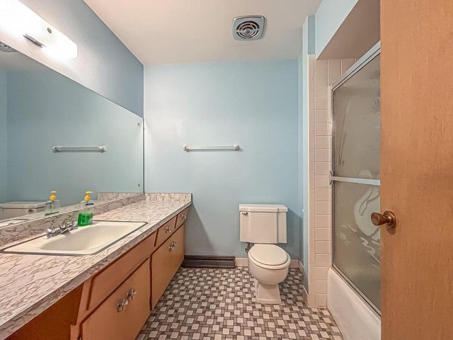 3150 S Ventura DRIVE, New Berlin, WI 53151