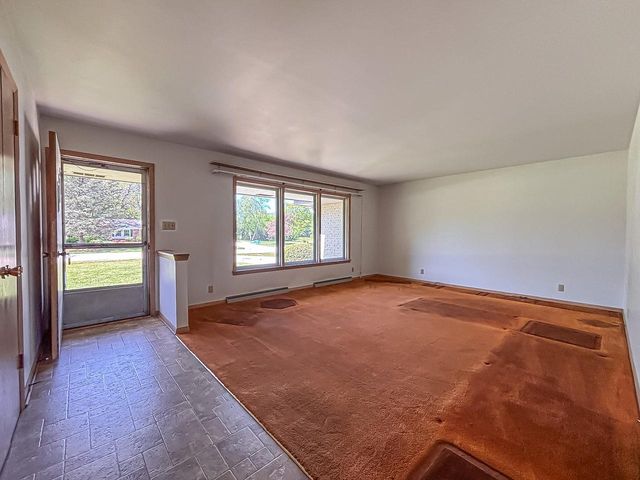 3150 S Ventura DRIVE, New Berlin, WI 53151
