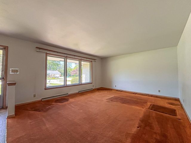 3150 S Ventura DRIVE, New Berlin, WI 53151