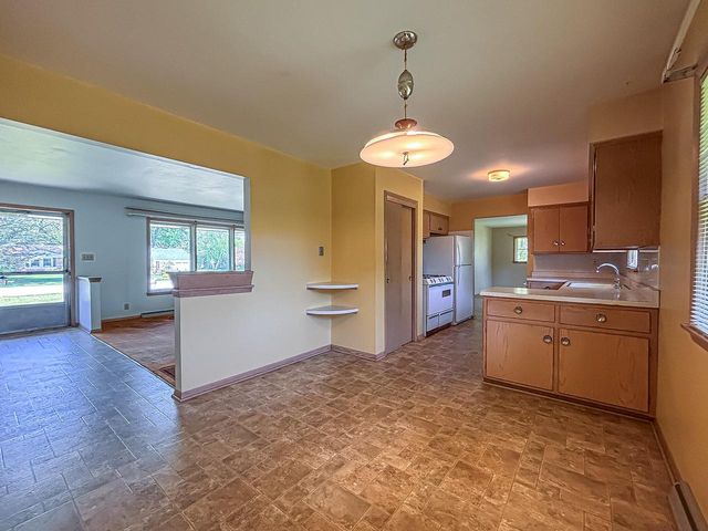 3150 S Ventura DRIVE, New Berlin, WI 53151