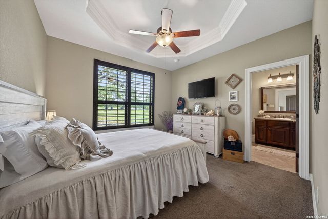 1467 Palomino Springs Dr, Bandera, TX 78003