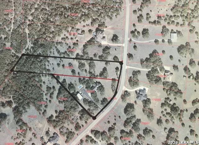 1467 Palomino Springs Dr, Bandera, TX 78003