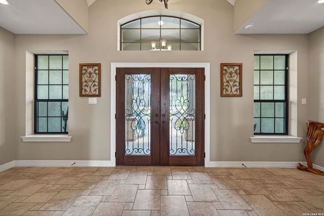 1467 Palomino Springs Dr, Bandera, TX 78003