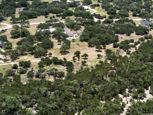 1467 Palomino Springs Dr, Bandera, TX 78003