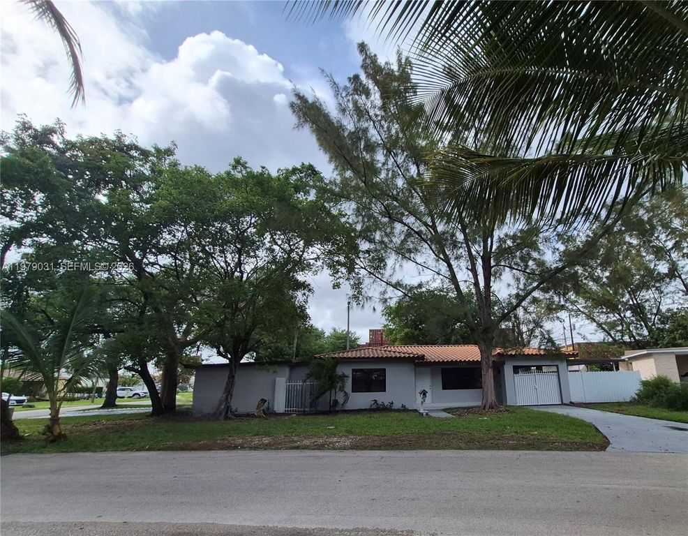 2121 NW 14th St, Miami, FL 33125