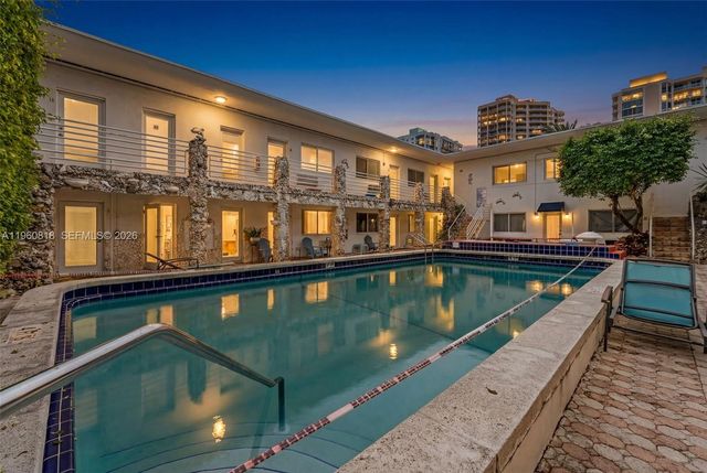 320 85th St 15, Miami Beach, FL 33141