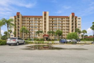 3465 Via Poinciana 405, Lake Worth, FL 33467