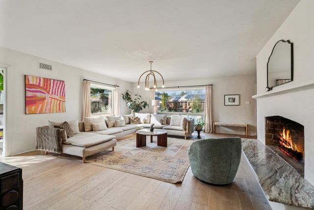 601 Baines Ave, Sonoma, CA 95476