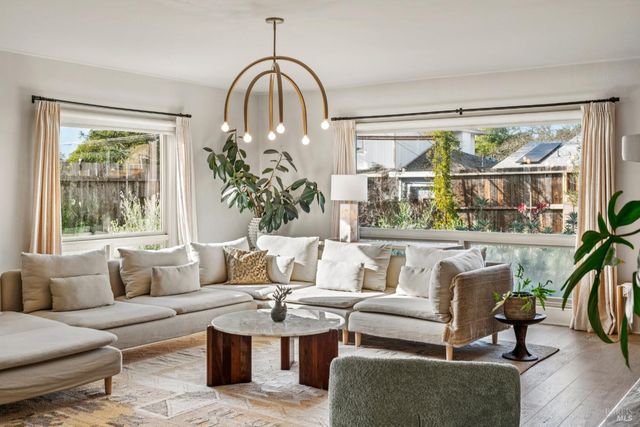 601 Baines Ave, Sonoma, CA 95476