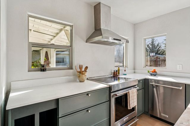 601 Baines Ave, Sonoma, CA 95476