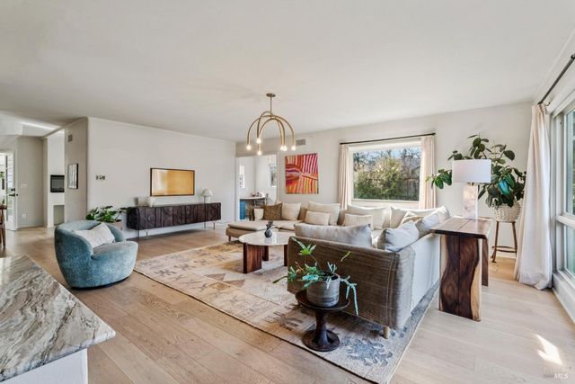 601 Baines Ave, Sonoma, CA 95476