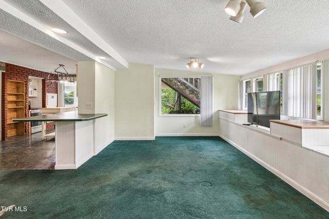 1104 Lebanon Road, Kingsport, TN 37663