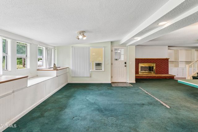 1104 Lebanon Road, Kingsport, TN 37663