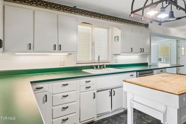 1104 Lebanon Road, Kingsport, TN 37663