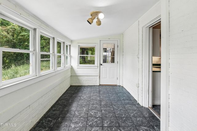 1104 Lebanon Road, Kingsport, TN 37663