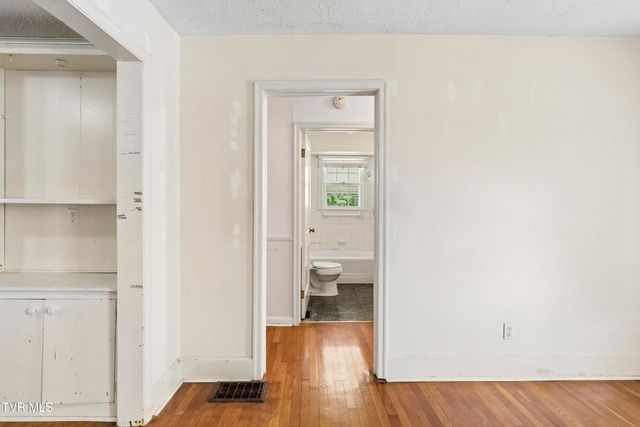 1104 Lebanon Road, Kingsport, TN 37663