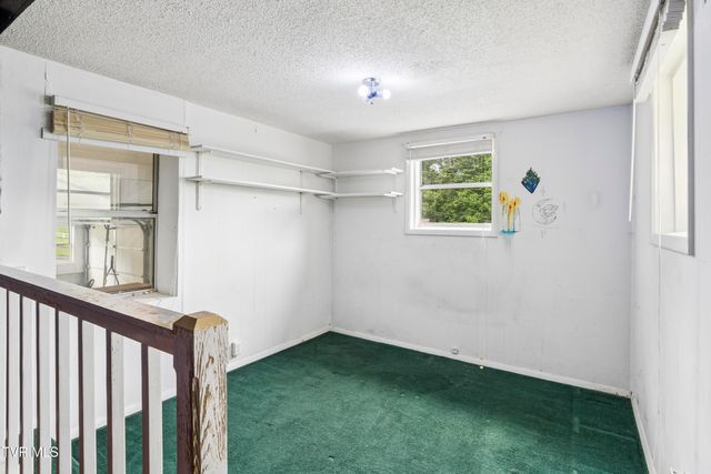 1104 Lebanon Road, Kingsport, TN 37663