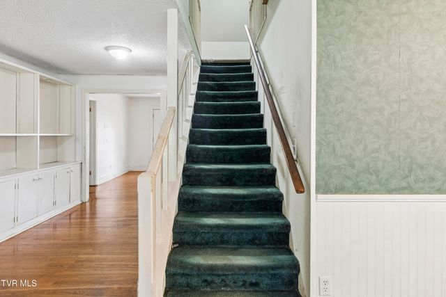 1104 Lebanon Road, Kingsport, TN 37663