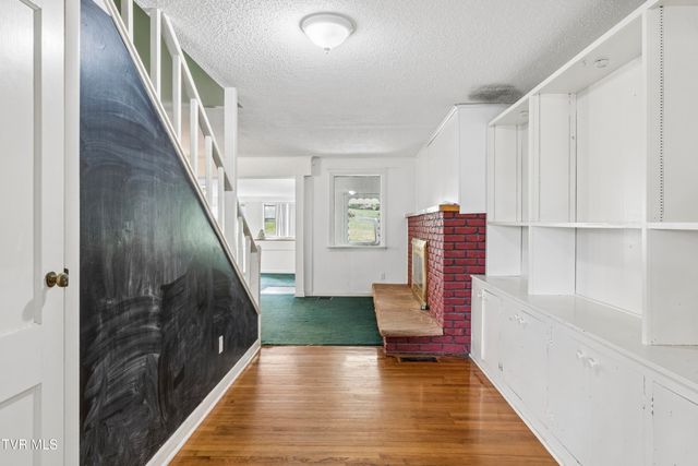 1104 Lebanon Road, Kingsport, TN 37663