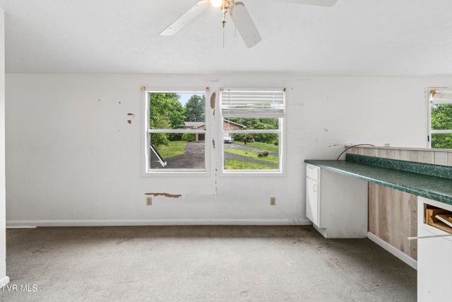 1104 Lebanon Road, Kingsport, TN 37663