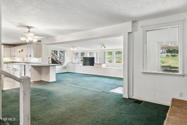 1104 Lebanon Road, Kingsport, TN 37663