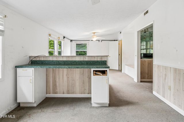 1104 Lebanon Road, Kingsport, TN 37663