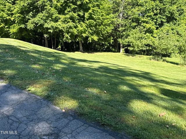 1104 Lebanon Road, Kingsport, TN 37663