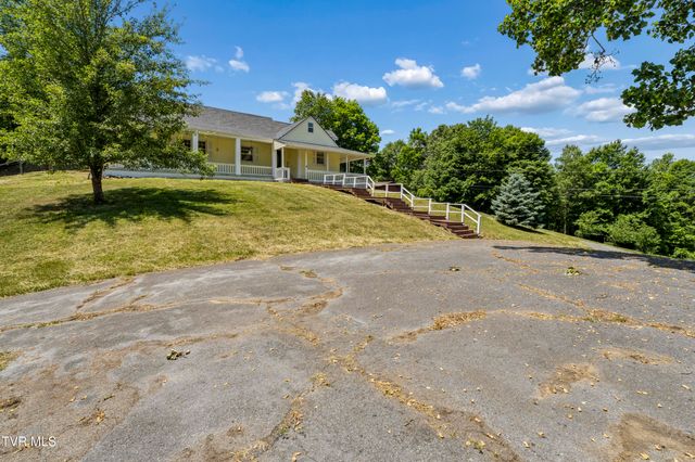 1104 Lebanon Road, Kingsport, TN 37663