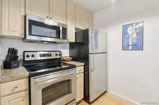 1970 Columbia Street 301, San Diego, CA 92101