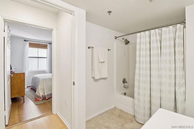 1970 Columbia Street 301, San Diego, CA 92101