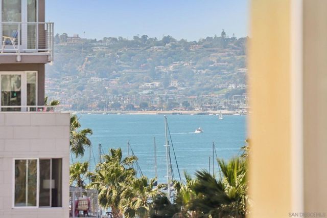 1970 Columbia Street 301, San Diego, CA 92101