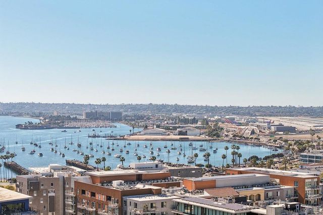 1970 Columbia Street 301, San Diego, CA 92101