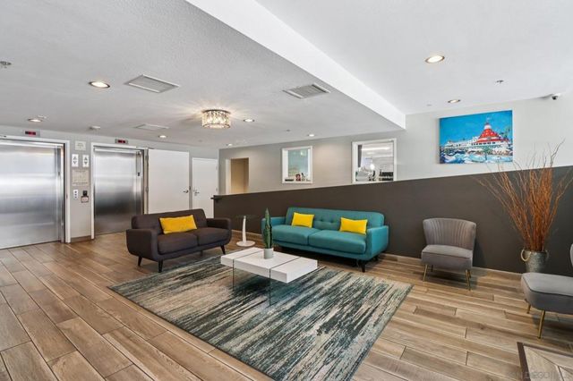 1970 Columbia Street 301, San Diego, CA 92101